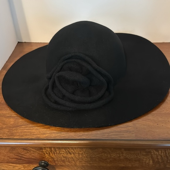 Jessica Simpson Black Wool Woman’s Hat - Picture 2 of 10
